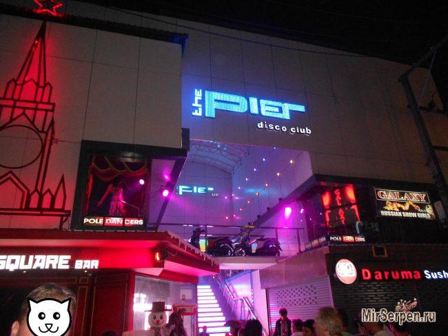 Бизнес по-русски на стриптизе на Walking street в Паттайе Бизнес по-русски на стриптизе на Walking street в Паттайе