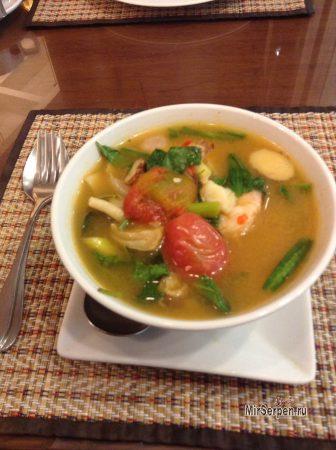 Я реально съел это: Суп Том-Ям в Таиланде