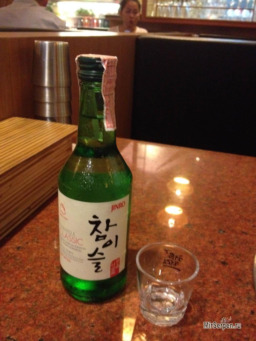 Обзор южнокорейского алкоголя: ликер соджу, ликер Bidan и вино макколи