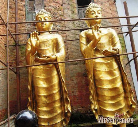 Жизнь и смерть возле Эвереста