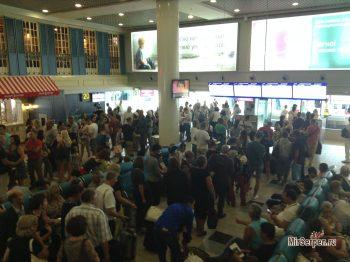 В аэропорт в тапках В аэропорт в тапках