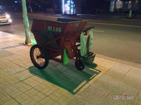 Почему во Вьетнаме вручную стирают и подметают улицы Почему во Вьетнаме вручную стирают и подметают улицы