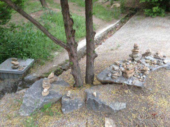 Для чего корейцы строят пирамиды из камней Для чего корейцы строят пирамиды из камней