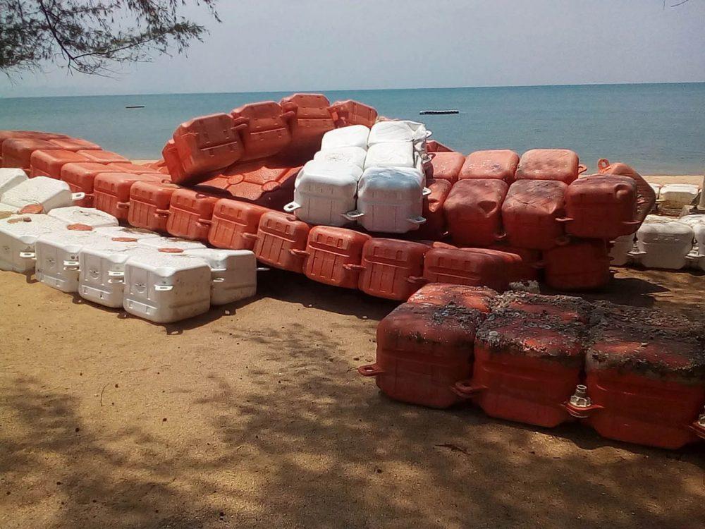 В Паттайе грязные пляжи, говорят... В Паттайе грязные пляжи, говорят...
