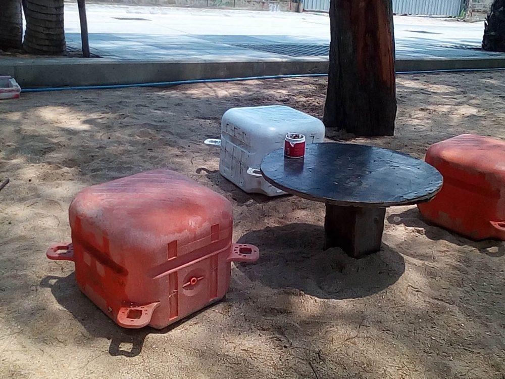 В Паттайе грязные пляжи, говорят... В Паттайе грязные пляжи, говорят...