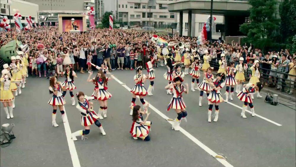 Добрый челлендж от японской группы AKB48 Добрый челлендж от японской группы AKB48