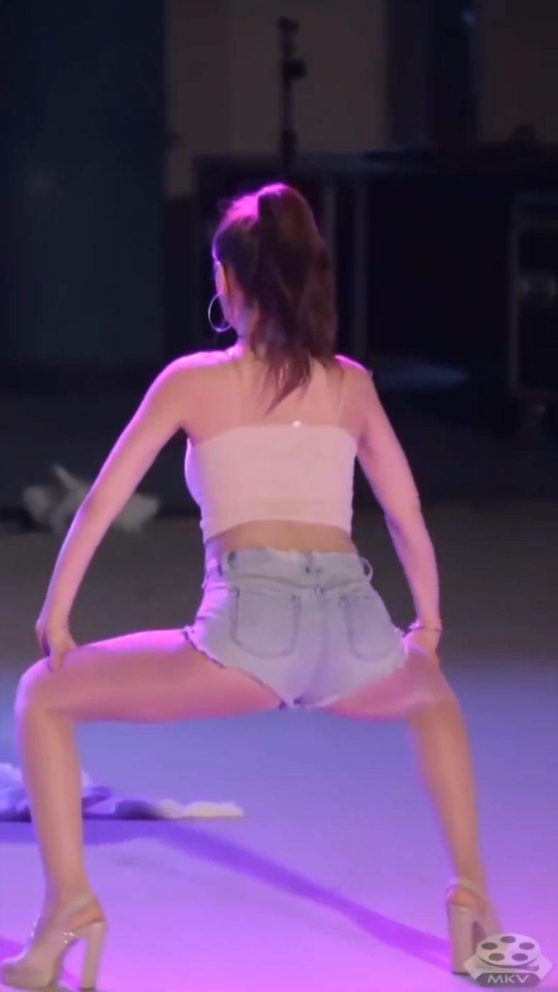 Laysha Hyeri Sexy Dance Laysha Hyeri Sexy Dance