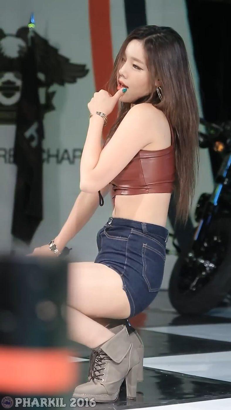 Laysha Hyeri Sexy Dance Laysha Hyeri Sexy Dance
